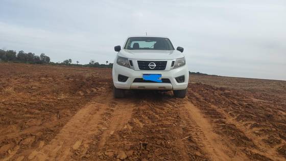 NISSAN FRONTIER 2.3 16V TURBO DIESEL S CD 4X4 MANUAL NISSAN FRONTIER 2.3 16V TURBO DIESEL S CD 4X4 MANUAL